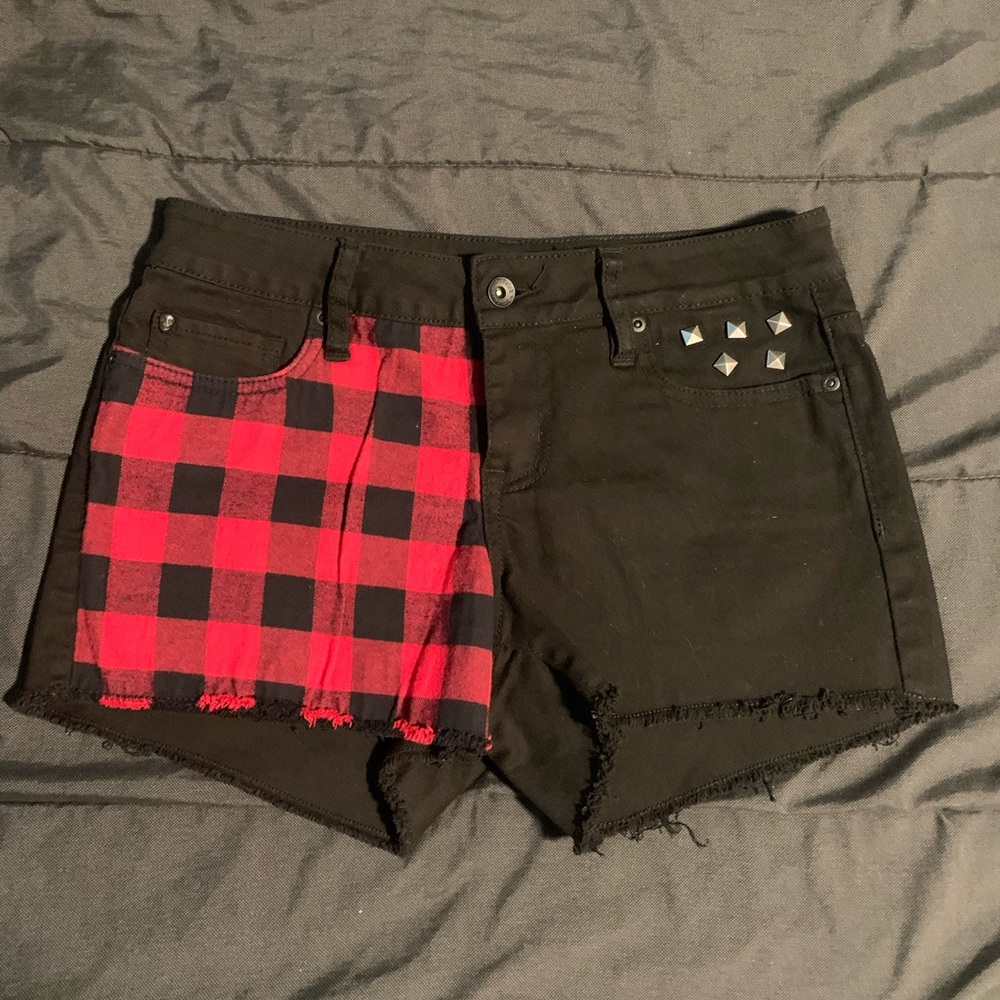 Shorts with plaid